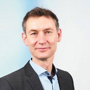 Portraitfoto Dr. rer. nat. Ulrich Warnke